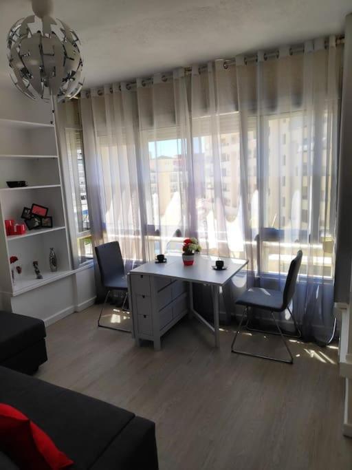 Apartament Ver4 - Centro A 100 Metros - Playa A 600 Metros - Wifi - Piscinas - Fire Stick Amazon
